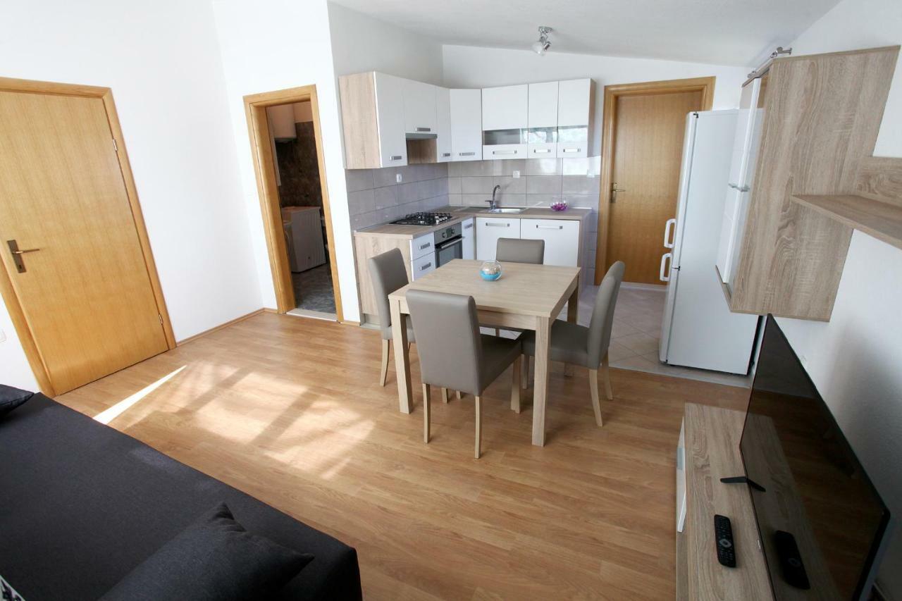 Apartments Ukic Kaštela 외부 사진